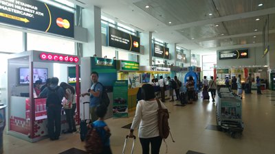 ヤンゴン空港のカウンターエリア
