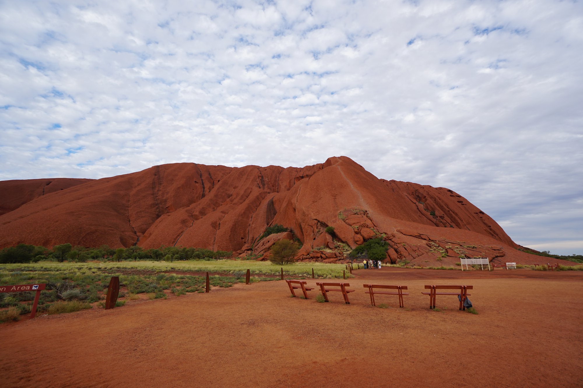 ウルル (エアーズロック) 登山道入口